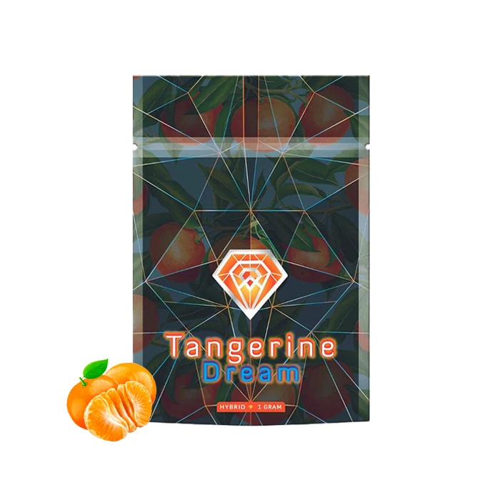Diamond Concentrates Shatter "Tangerine Dream" packaging featuring images of tangerines with geometric patterns in the background, conveying a citrusy theme.